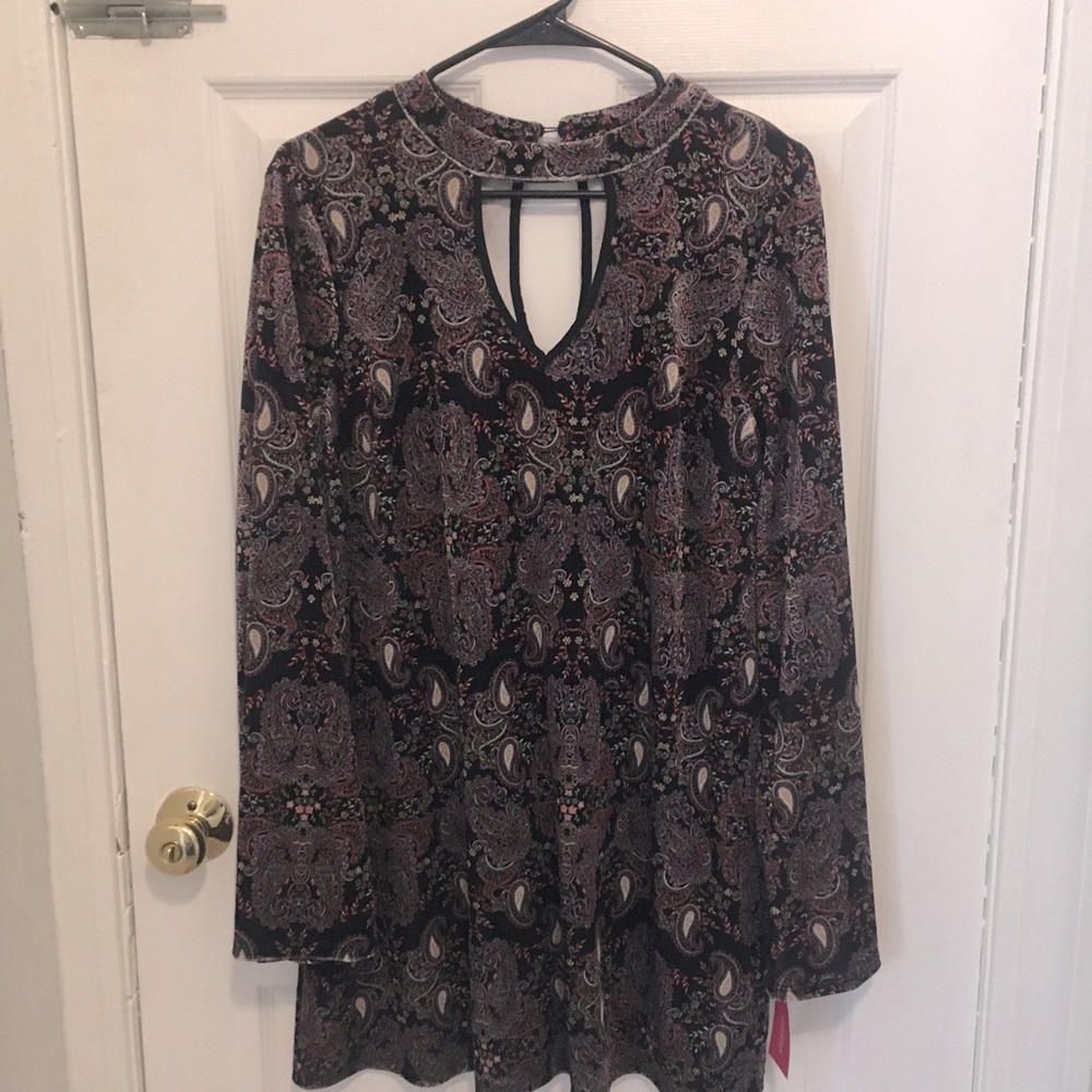 Purplish velour dress with boho design